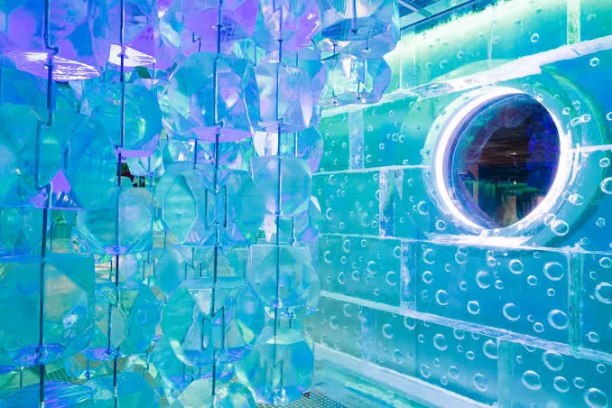Ice wall detail